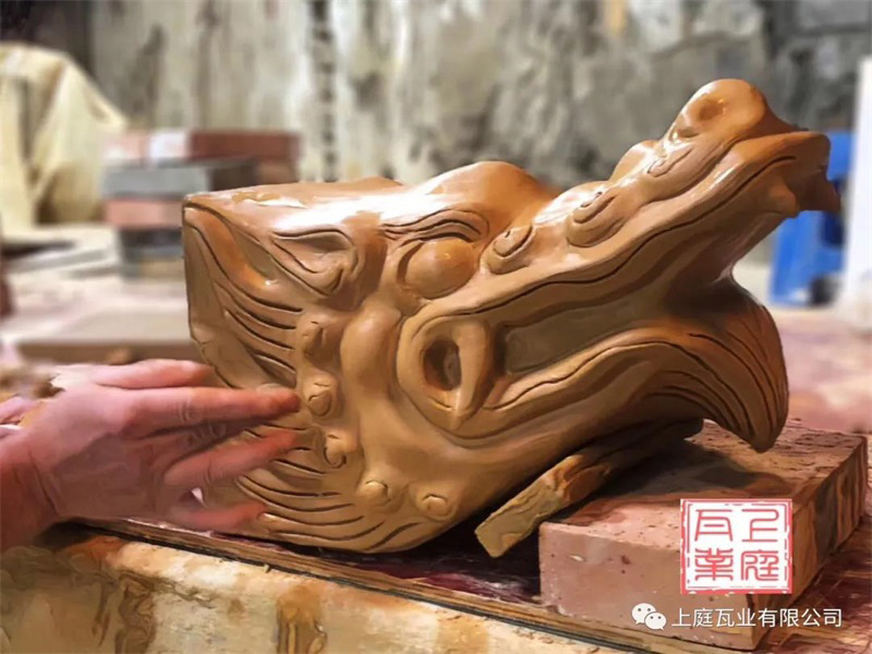 古建筑屋脊上的龙文化